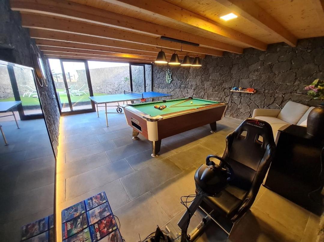 Lanzarote Villa Zafiro Game Room 16 Playa Blanca  Extérieur photo